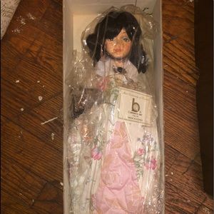 Abigail Adams (1st lady) porcelain doll